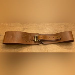 GAP Cow Leather Corset  Horseshoe Buckle Belt